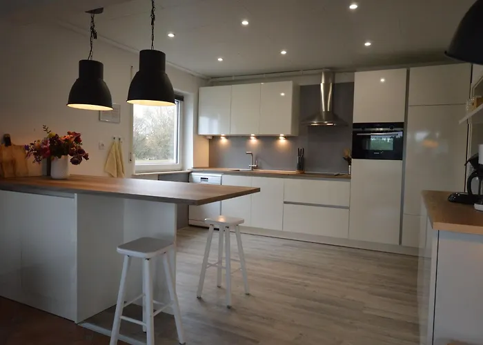 מלון Delightful In With Private Garden גרולסטיין