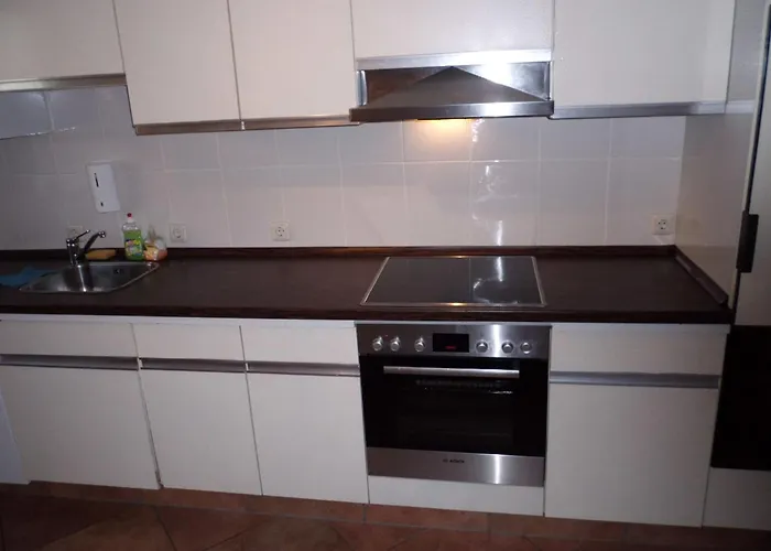 מלון Delightful In With Private Garden גרולסטיין