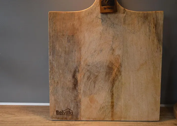 Delightful In With Private Garden מלון